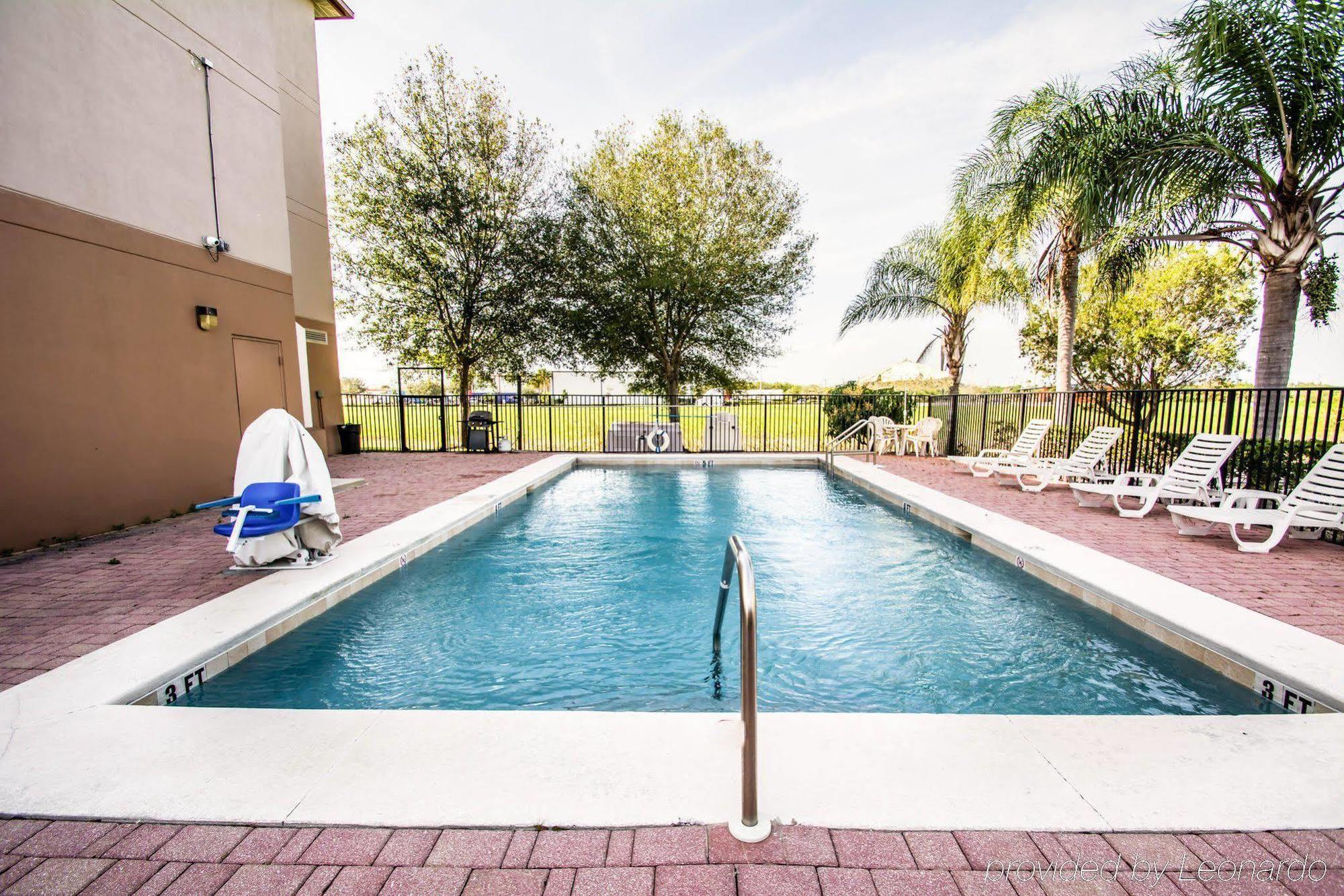 Sleep Inn Fort Pierce I-95 Bagian luar foto